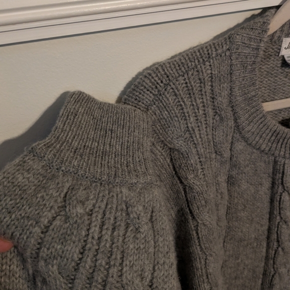 Chunky Wool Cozy Gray Cable Knit Sweater L - Picture 4 of 9